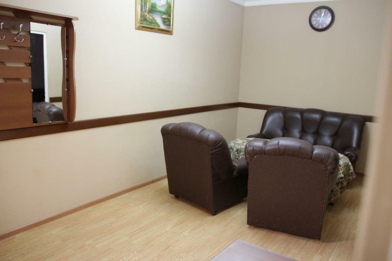 Zvartnots Ojakh Hotel Yerevan Bagian luar foto