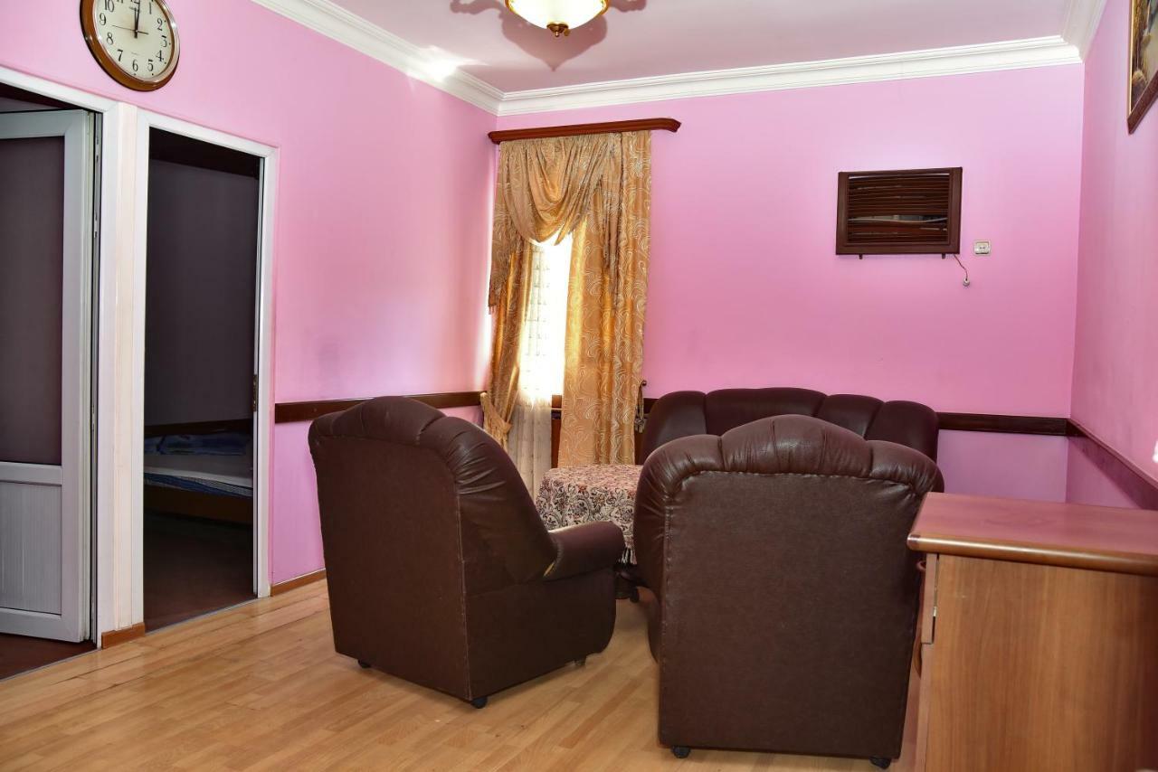 Zvartnots Ojakh Hotel Yerevan Bagian luar foto